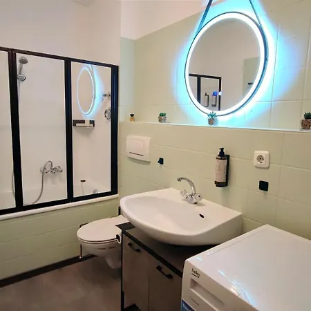 Homely Stay Serenity Greens - Stylisch Studio-Apartment With Kitchen - 10 Min To Central Station, Pet Friendly Munich Exterior photo