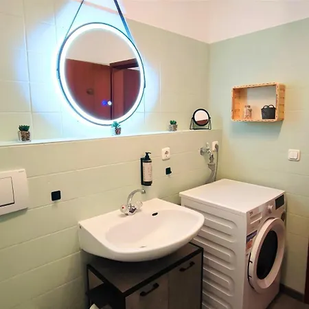Homely Stay Serenity Greens - Stylisch Studio-Apartment With Kitchen - 10 Min To Central Station, Pet Friendly Munich Exterior photo