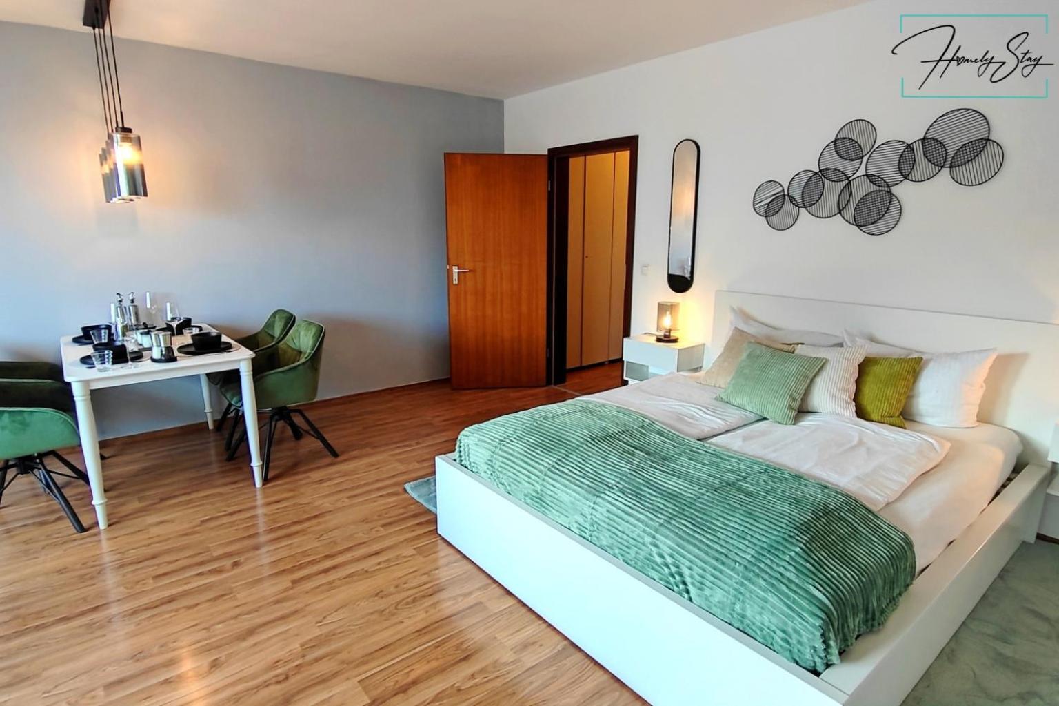 Homely Serenity Greens - Stylisch Studio-apartment With Kitchen - 10 Min To Station, Pet Friendly * Munich